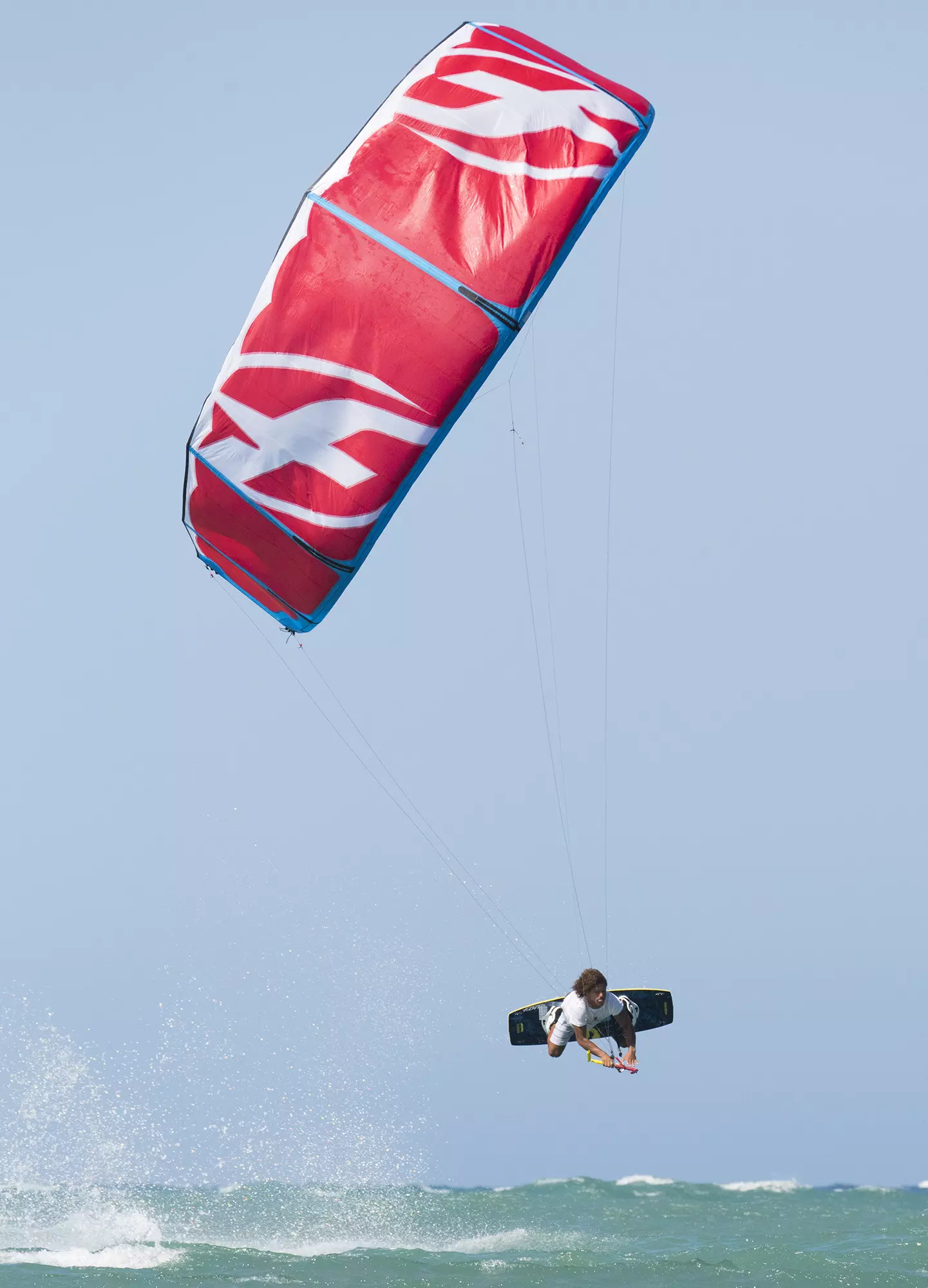 Kitesurfer na Kite Beach w Cabarete