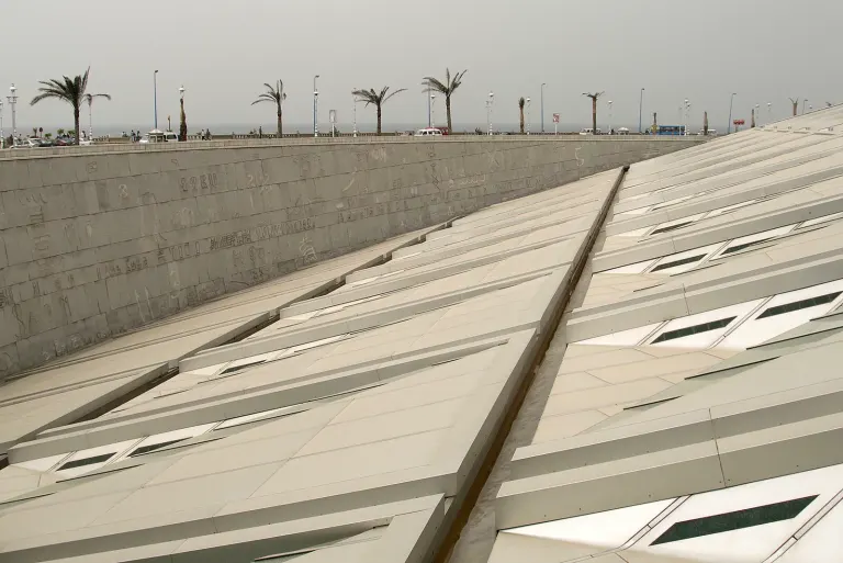 Bibliotheca Alexandrina i promenada