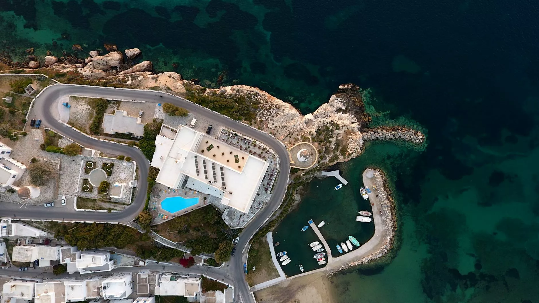 Aerialny widok na wyspę Paros