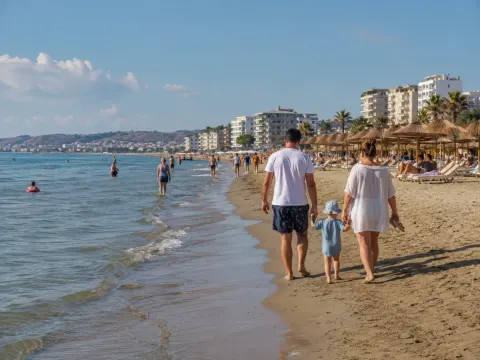 Durrës, Golem, Vlora czy Saranda — gdzie jechać pierwszy raz do Albanii?