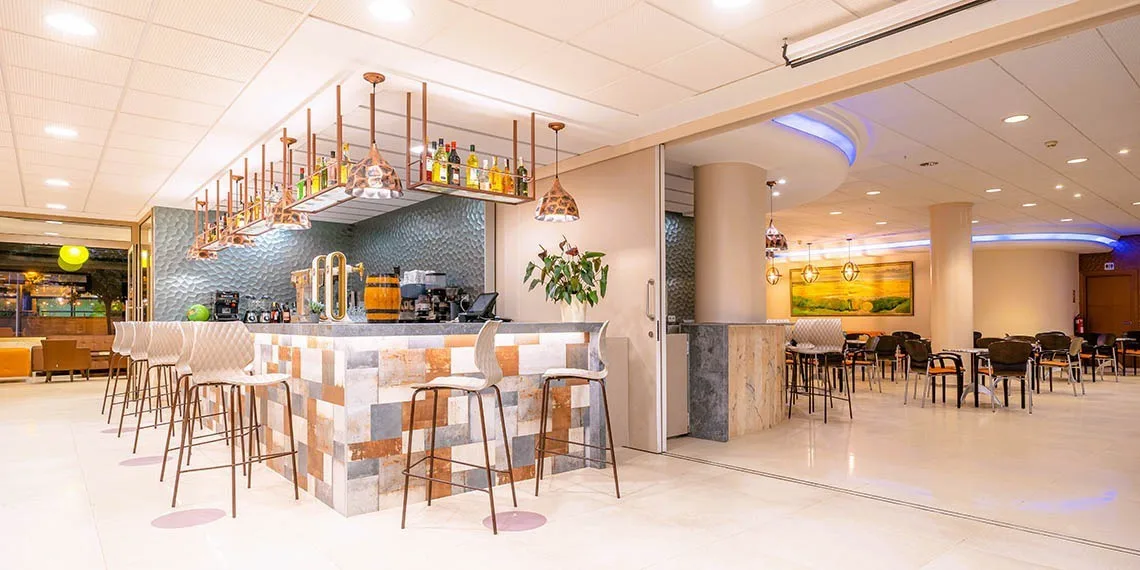 Hotel Blaumar na Costa Brava – opinie, wyżywienie i czy warto wybrać go w Blanes