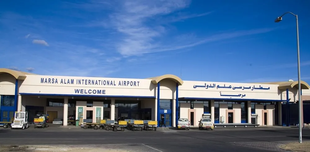 Transfer z lotniska Marsa Alam: które hotele są najbliżej i kiedy dojazd może zjeść pierwszy dzień wakacji?