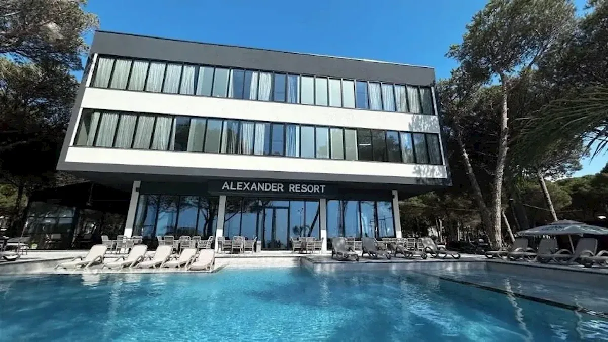 Alexander Resort w Albanii – opinie, plaża i czy warto wybrać ten hotel?