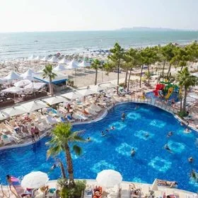 Grand Blue Fafa – opinie, recenzja i czy warto wybrać ten hotel w Albanii?