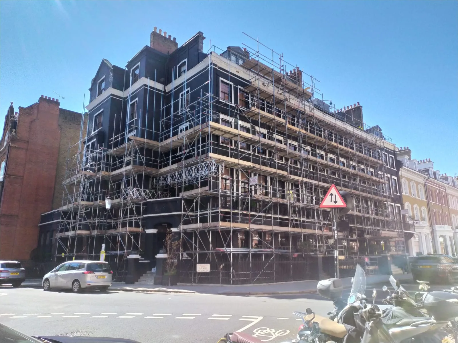 Remont hotelu po rezerwacji — kiedy możesz zmienić lub anulować wakacje?