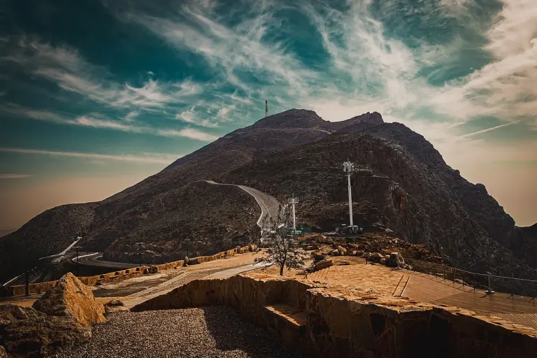 Górski krajobraz Jebel Jais w emiracie Ras Al Khaimah