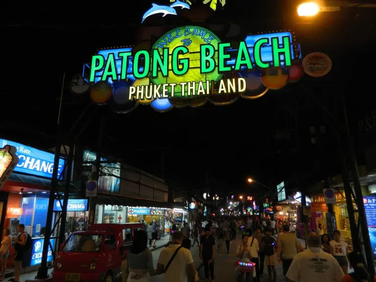 Patong Beach na Phuket w Tajlandii