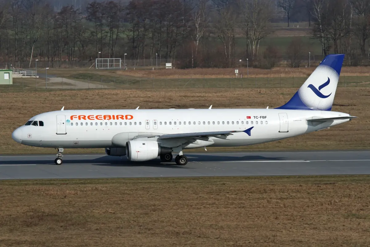 Airbus A320 linii Freebird Airlines