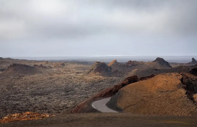 Wulkaniczny krajobraz Timanfaya na Lanzarote