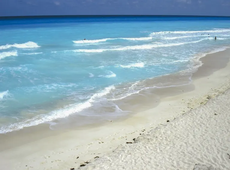 Roaming w Meksyku: internet w Cancún i Riviera Maya bez wysokiego rachunku