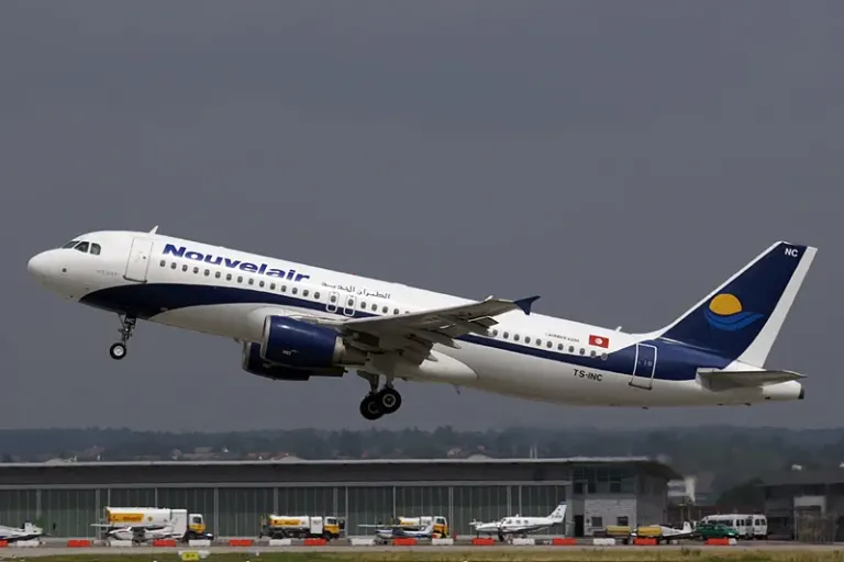 Airbus A320 linii Nouvelair