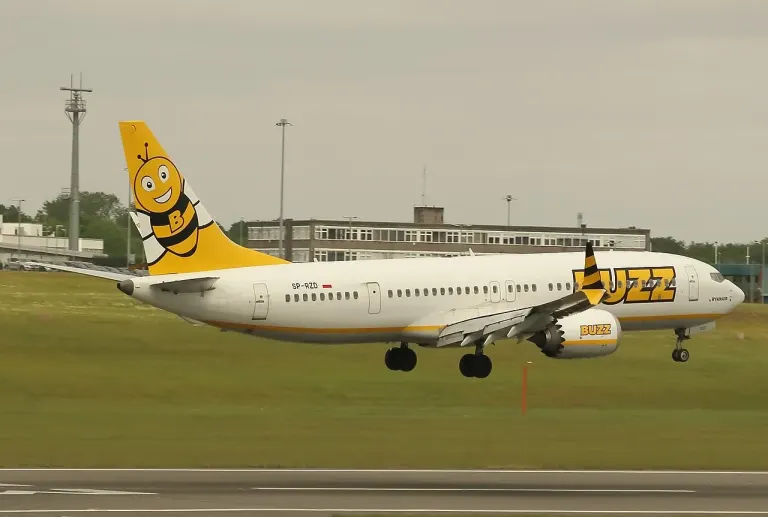 Boeing 737 MAX 200 linii Buzz o rejestracji SP-RZD