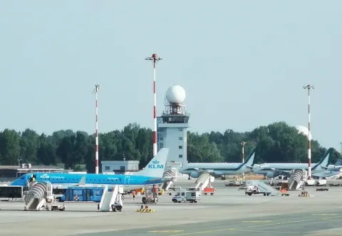 Włochy: strajk kontroli lotów 30 września. Utrudnienia między 13:00 a 17:00