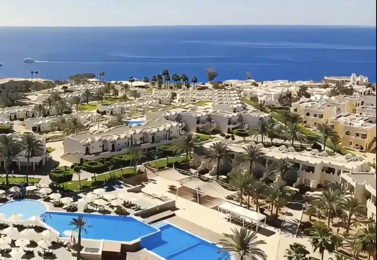 Wybrzeże Sharm el-Sheikh — zdjęcie ilustracyjne kurortu, nie hotelowego SPA