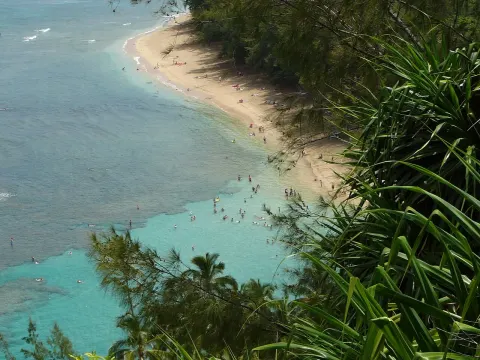 Kauaʻi: Hāʻena State Park znów otwarty. Dalszy Kalalau Trail nadal zamknięty