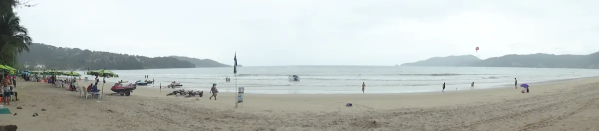 Panorama plaży i zabudowy Patong na Phuket