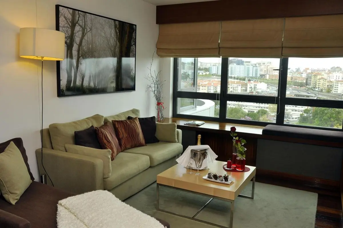 Acores Lisboa — ACORES LISBOA