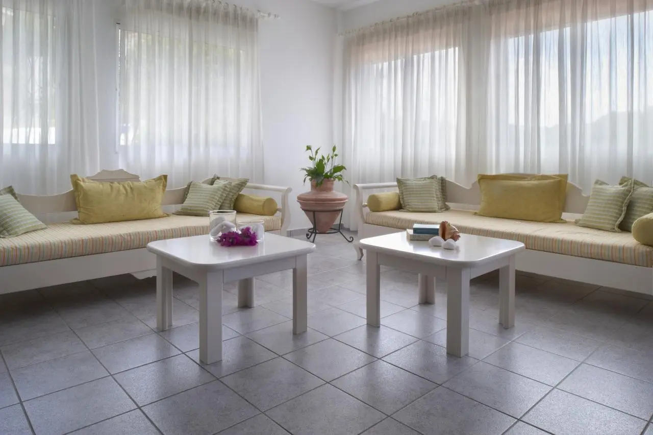 Lobby hotelu Acrotel Lily Ann Boutique Hotel