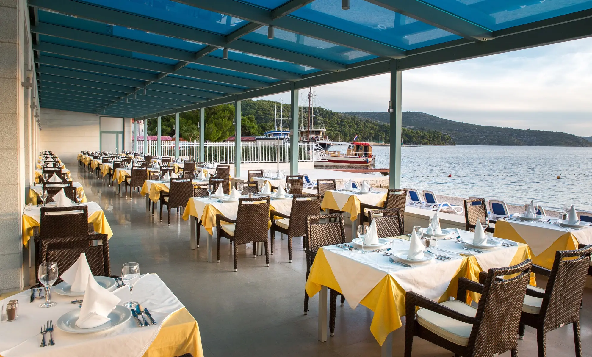 Admiral — ADMIRAL GRAND HOTEL