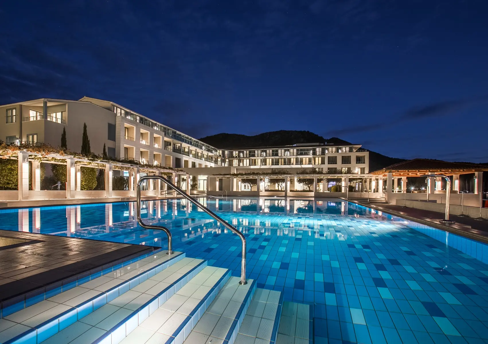 Admiral — ADMIRAL GRAND HOTEL