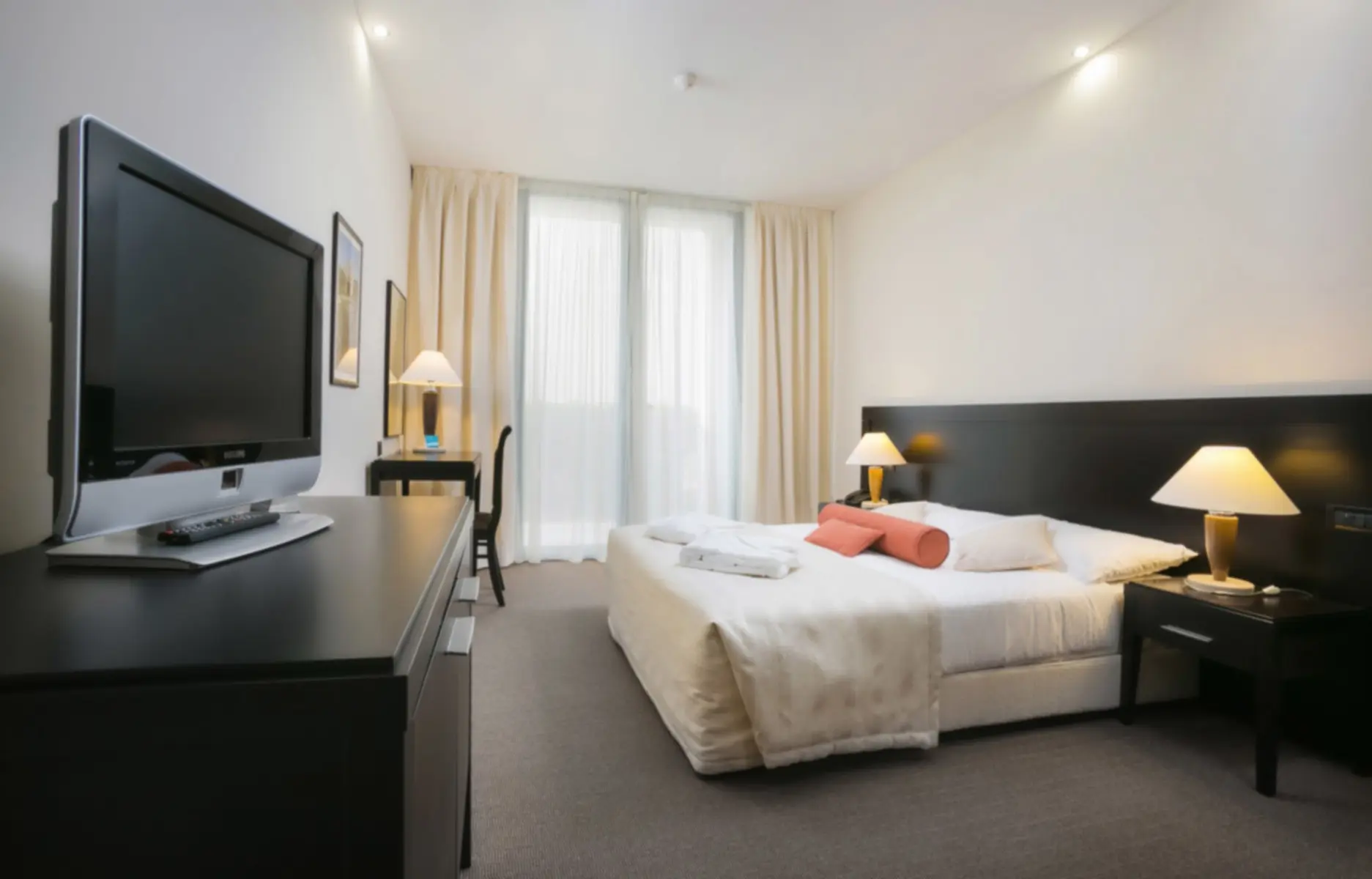 Admiral — ADMIRAL GRAND HOTEL