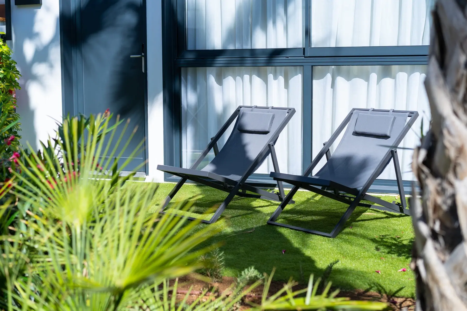 Alannia Salou — ALANNIA SALOU