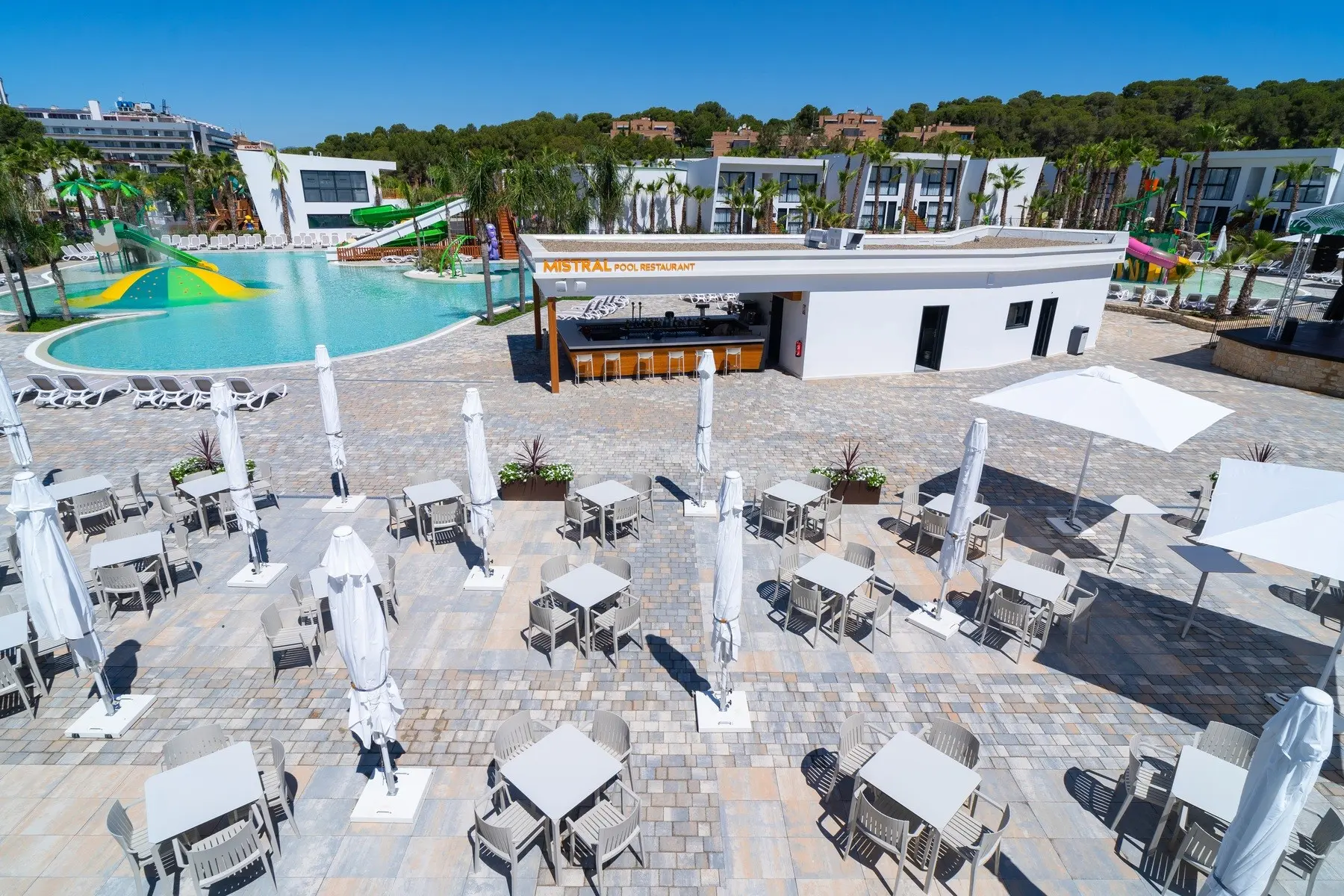 Alannia Salou — ALANNIA SALOU