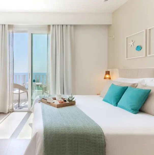 Albatros Beach Hotel — ALBATROS BEACH HOTEL