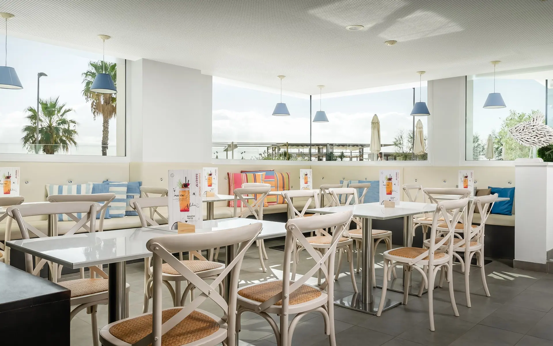Restauracja i jedzenie w hotelu Alegria Mar Mediterrania