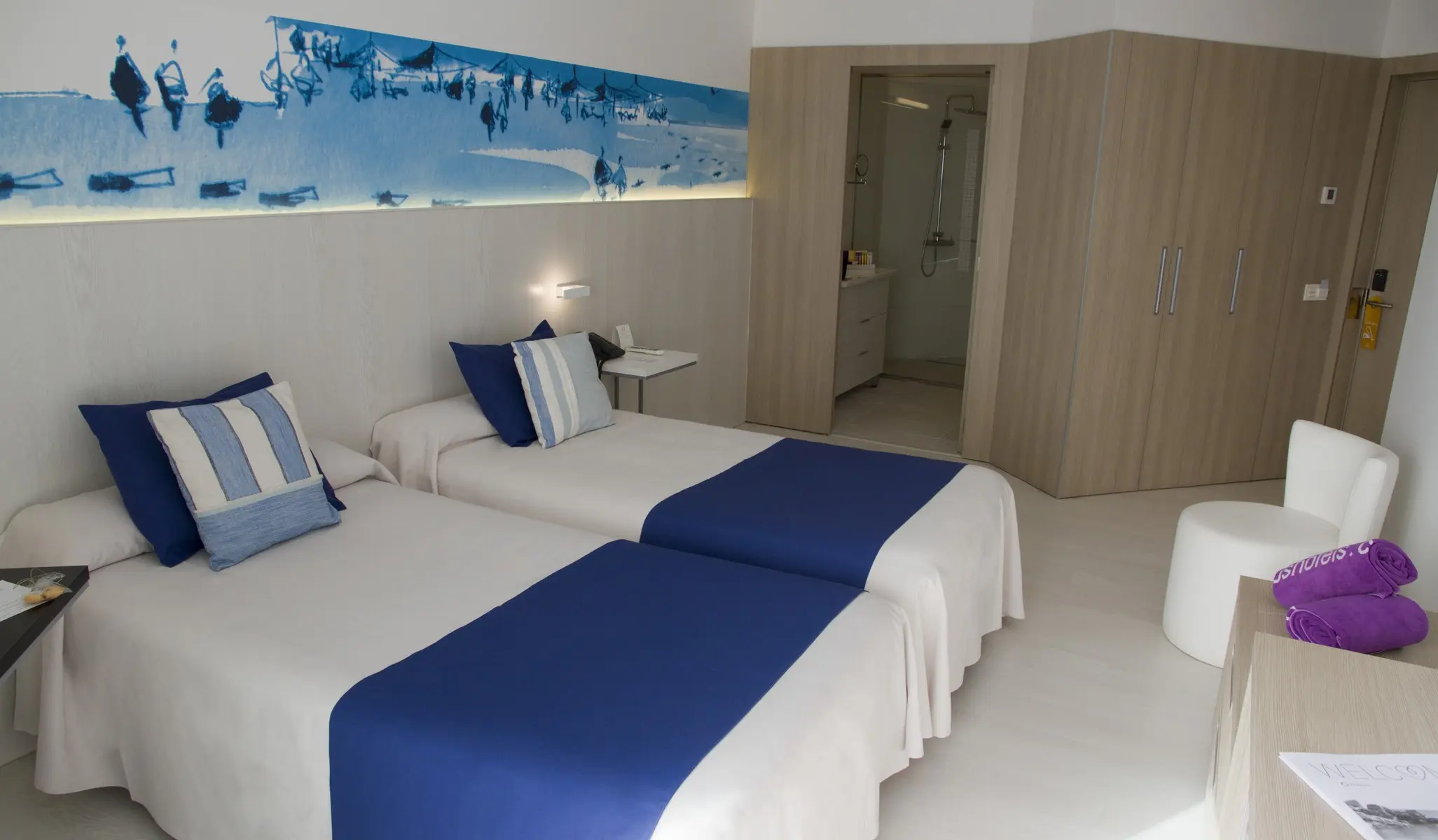 Basen w hotelu Alegria Mar Mediterrania
