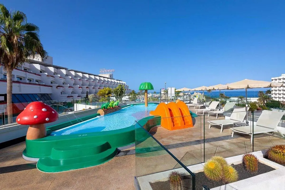 Alexandre Hotel Gala — ALEXANDRE HOTEL GALA