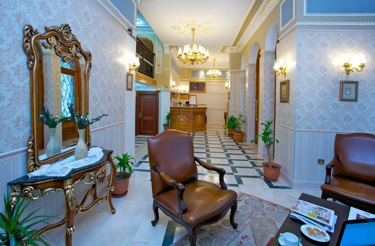 Amber Hotel Istanbul — AMBER HOTEL ISTANBUL