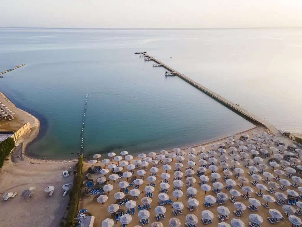 Amc Royal Hotel — AMC ROYAL HOTEL & SPA