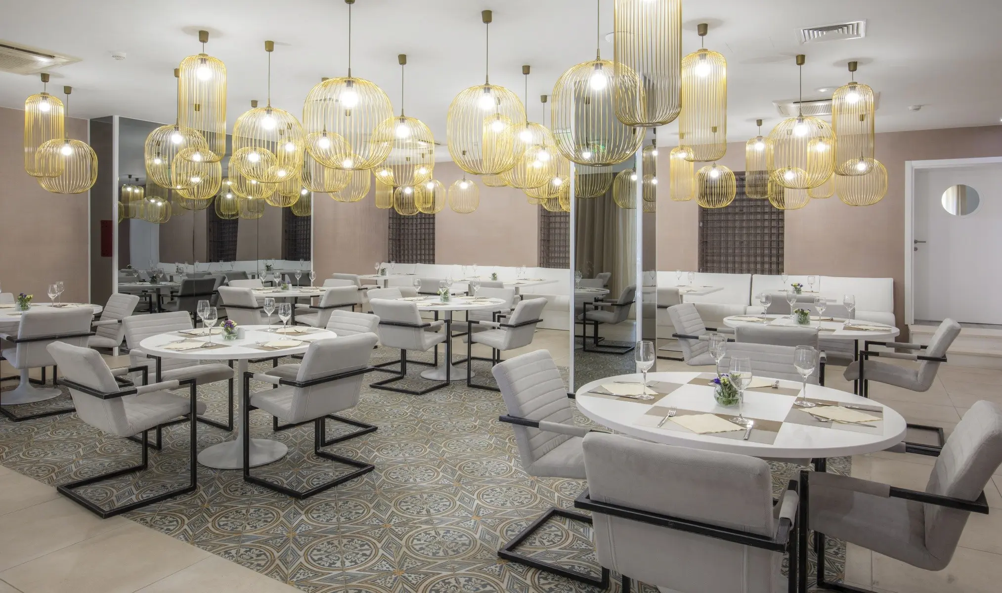 Aminess Younique Bellevue Hotel — AMINESS YOUNIQUE BELLEVUE HOTEL