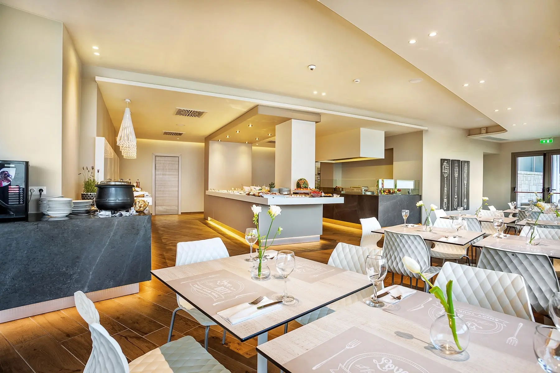 Ammon Zeus — AMMON ZEUS