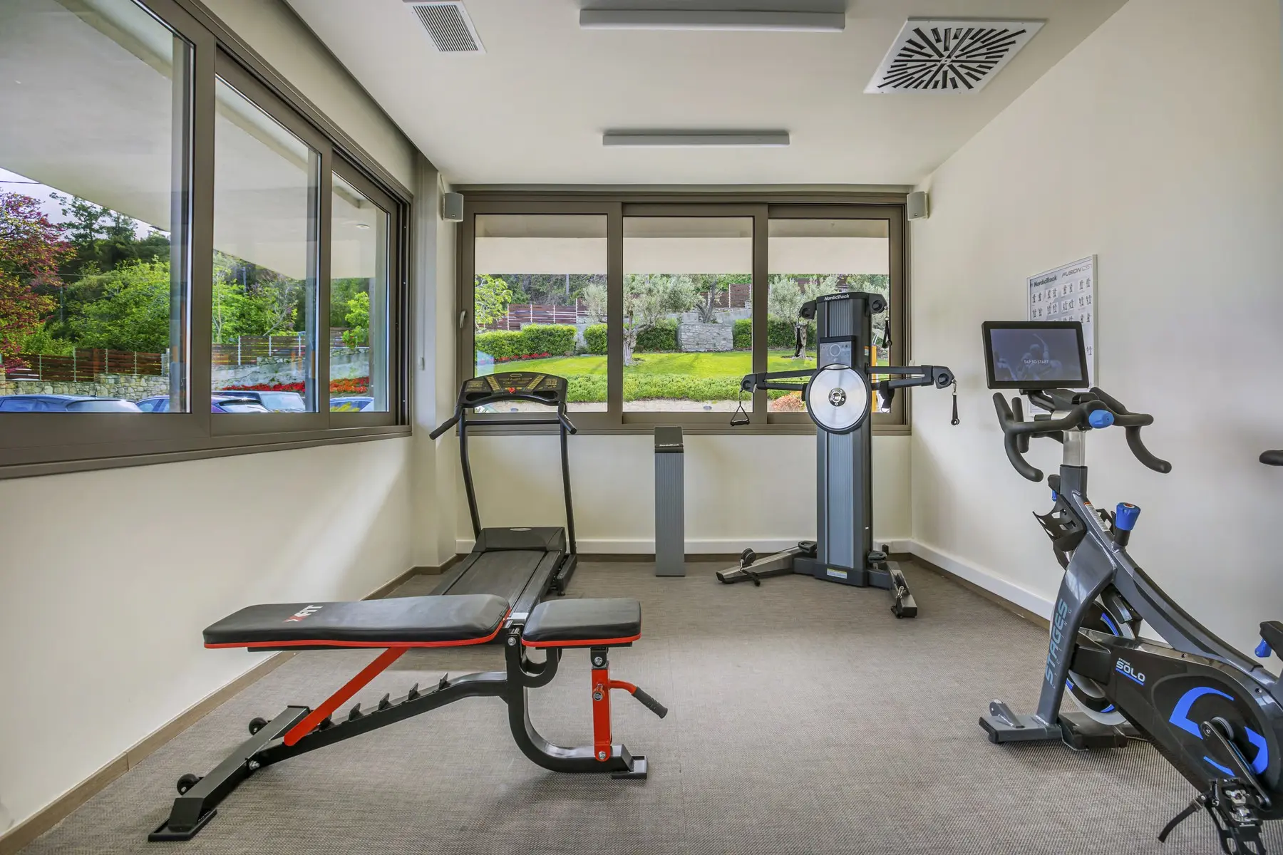 Ammon Zeus — AMMON ZEUS