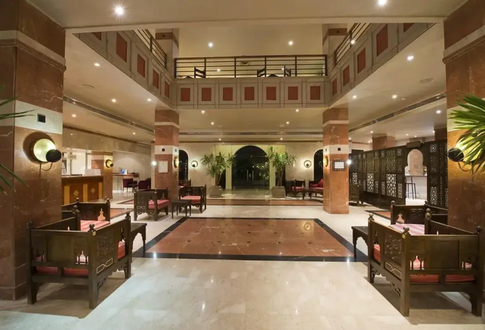 Lobby hotelu Amphoras Aqua