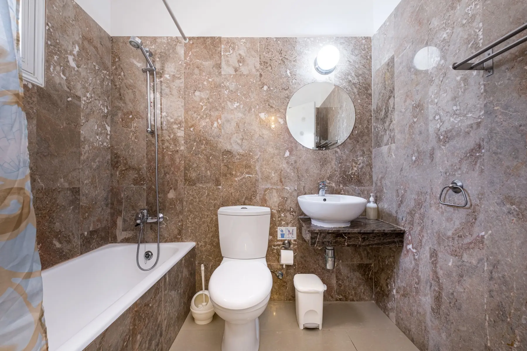 Anais Bay Apartments (Louma) — ANAIS BAY APARTMENTS (LOUMA)