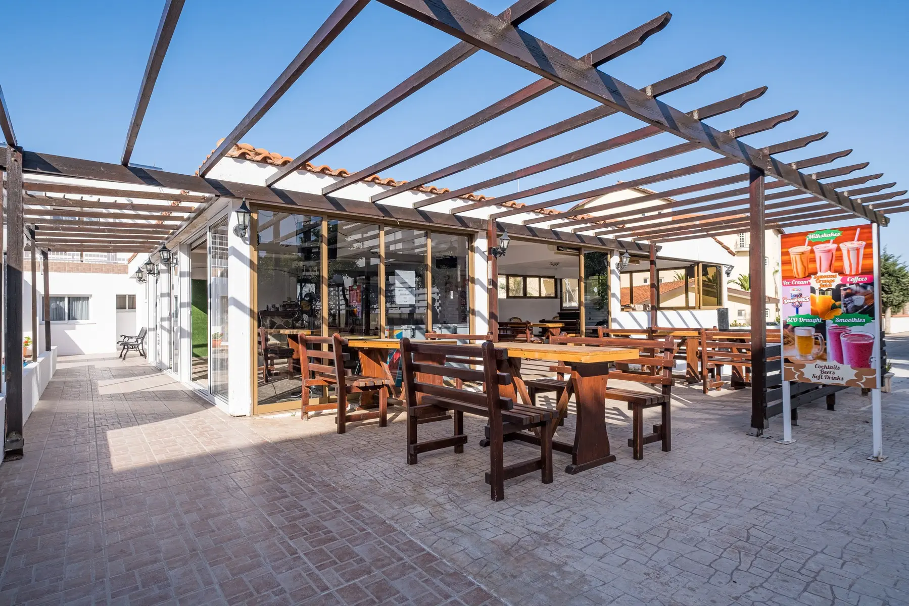 Anais Bay Apartments (Louma) — ANAIS BAY APARTMENTS (LOUMA)