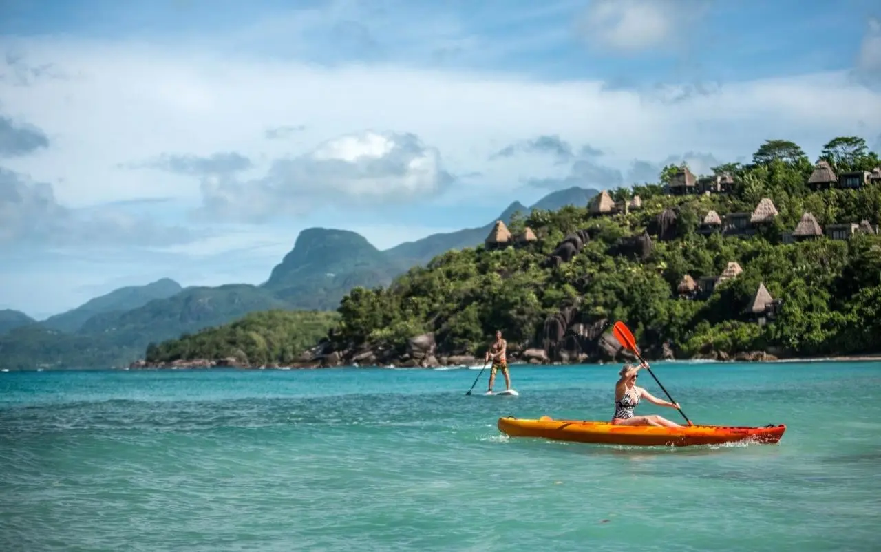 Plaża przy hotelu Anantara Maia Seychelles Villas