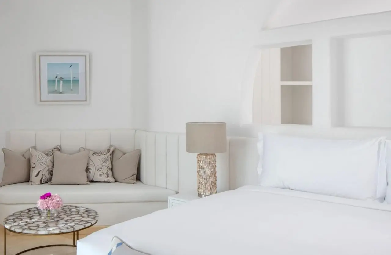 Anantara Santorini Abu Dhabi Retreat — ANANTARA SANTORINI ABU DHABI RETREAT