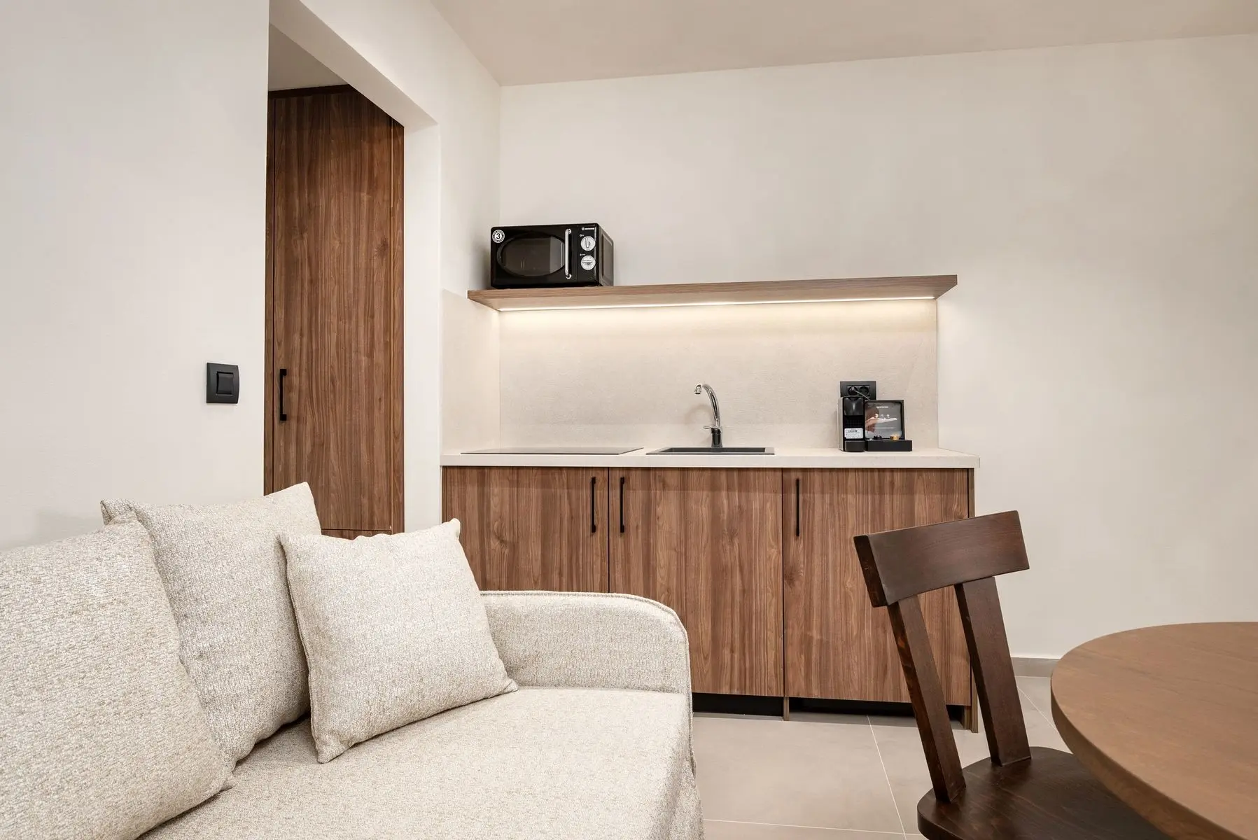 Anastasia — ANASTASIA