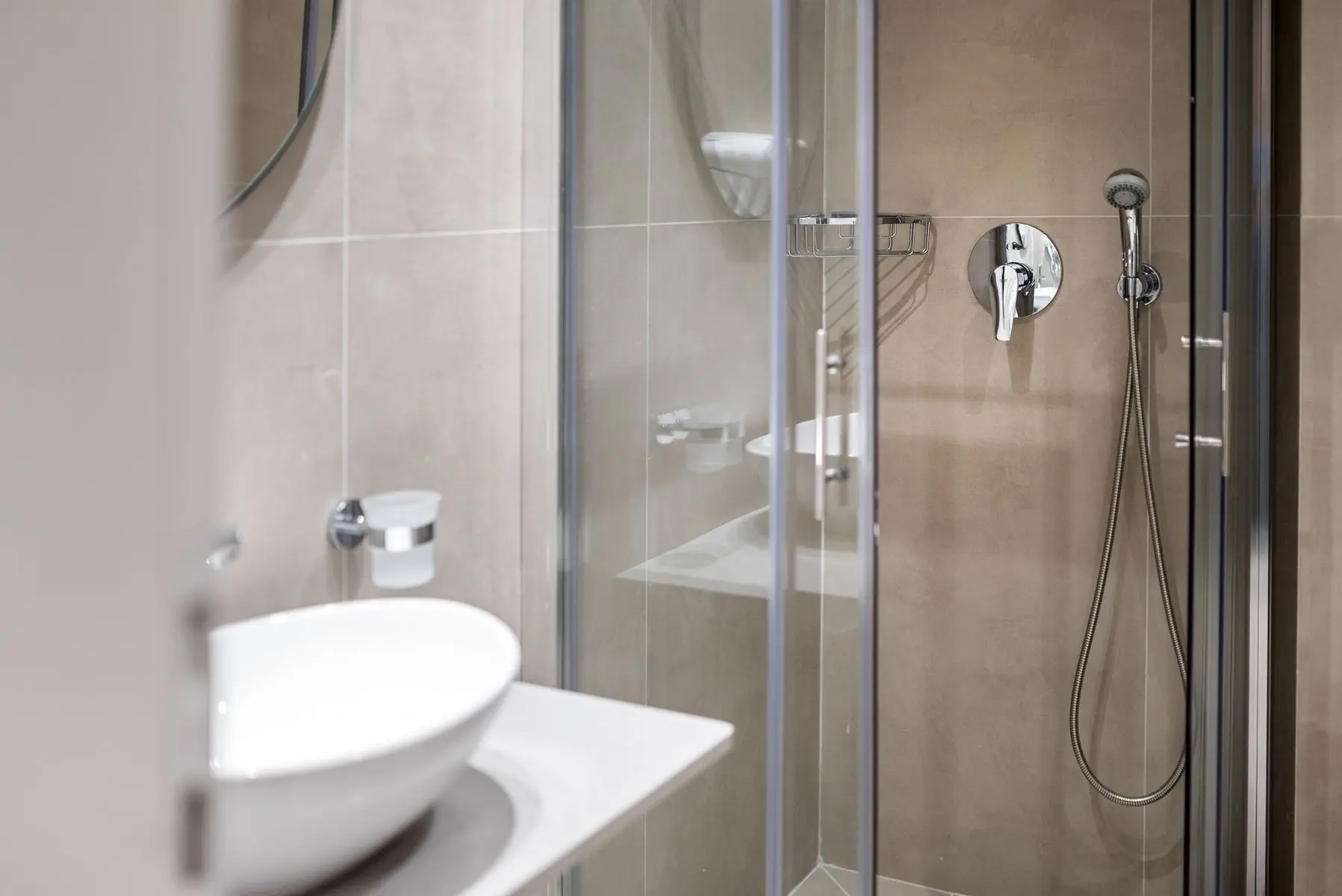 Anastasia — ANASTASIA