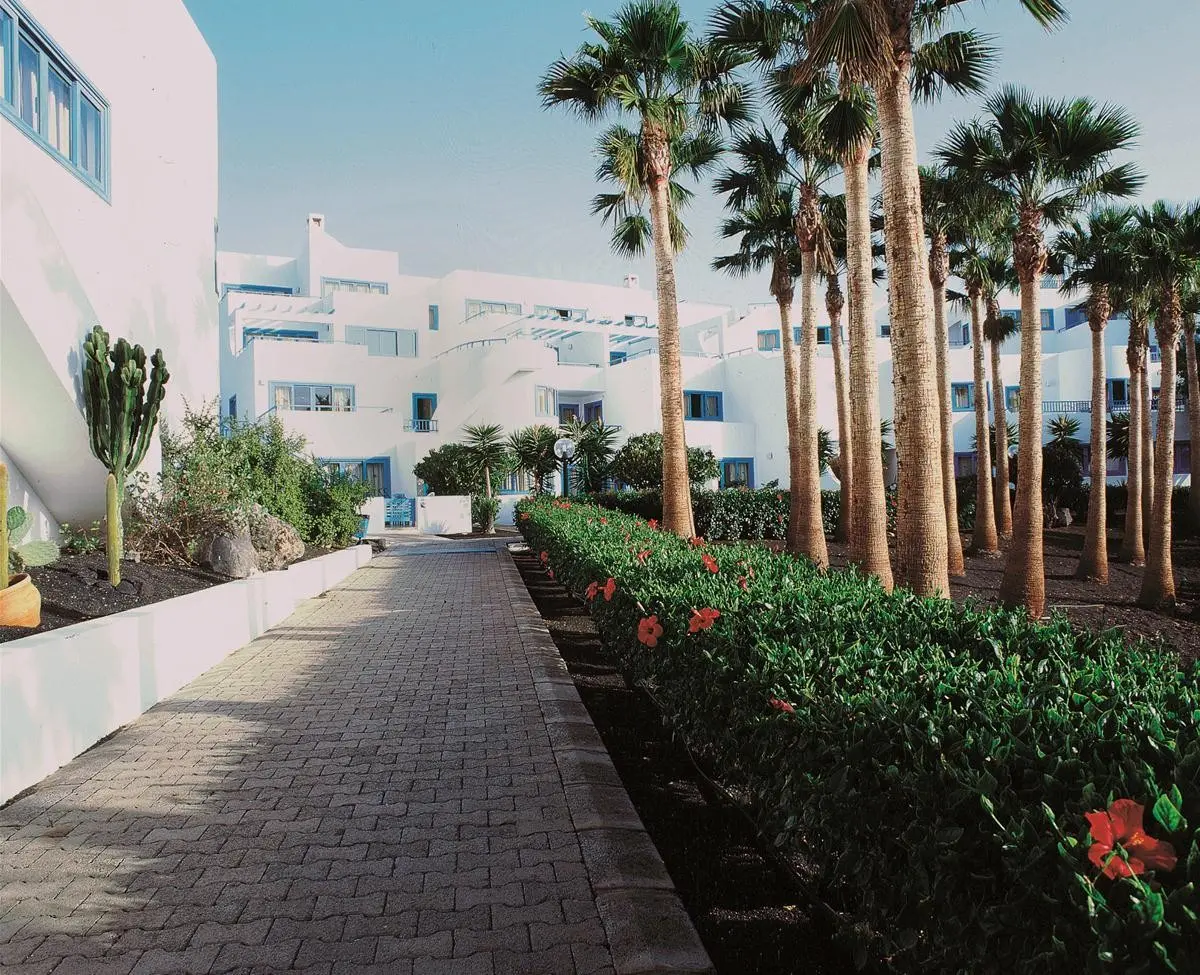 Aparthotel Costa Mar — APARTHOTEL COSTA MAR