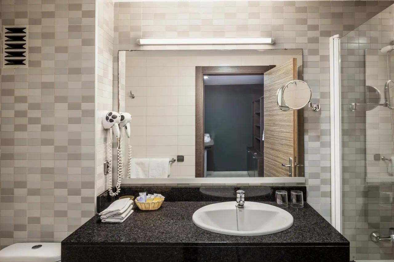 AQUA Hotel Bertran Park — AQUA HOTEL BERTRAN PARK