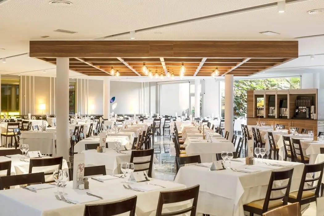 Aqua Onabrava & Spa — AQUA HOTEL ONABRAVA AND SPA