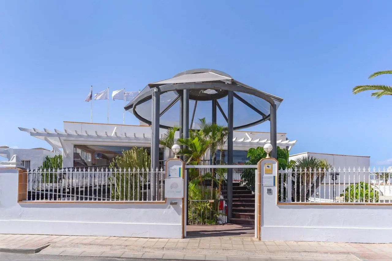 Arena Beach — ARENA BEACH