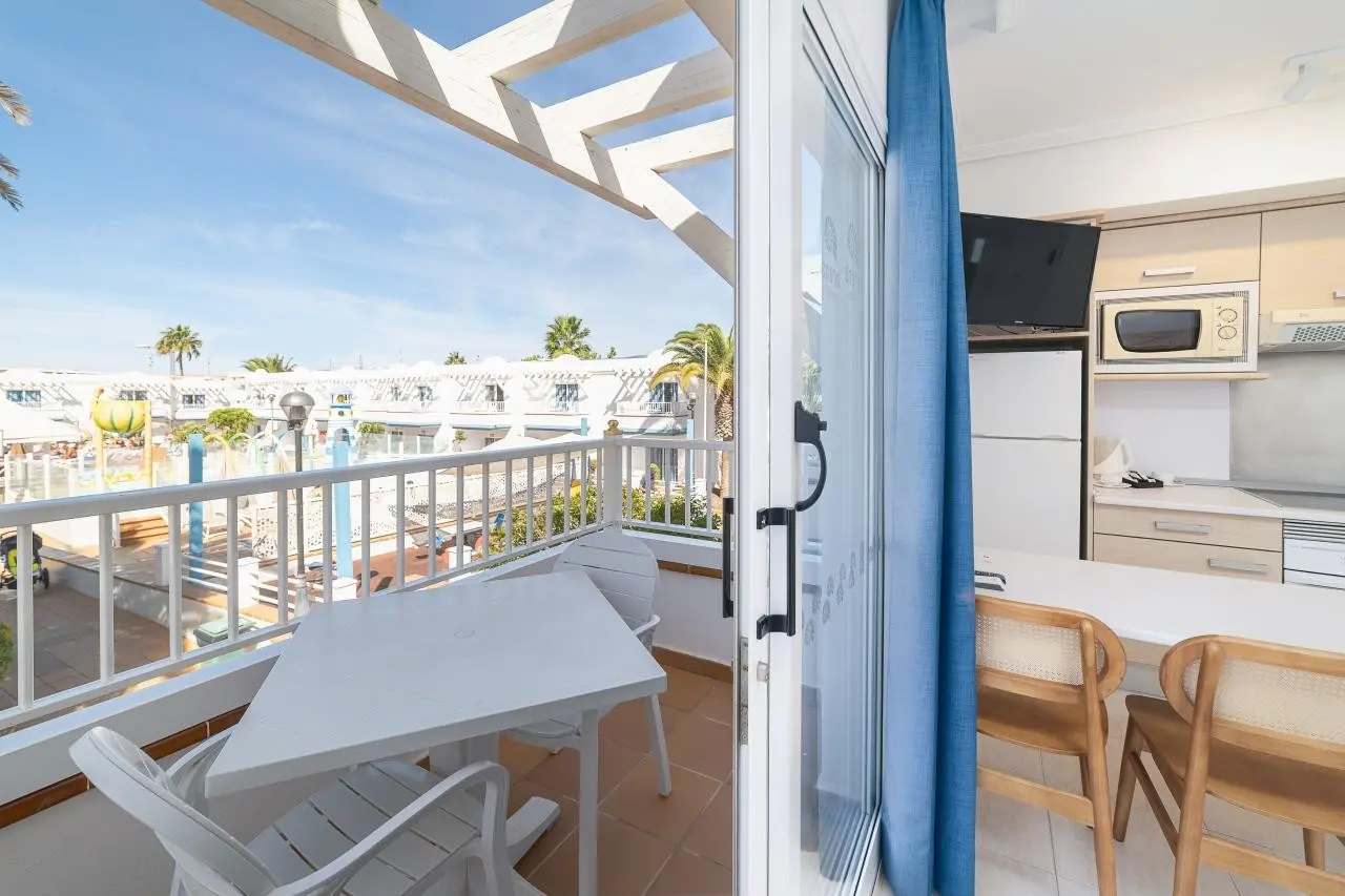 Arena Beach — ARENA BEACH