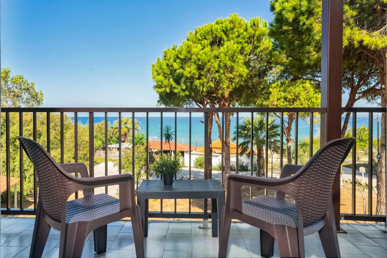 Arion Athens Hotel — ARION SEA FRONT APARTMENTS