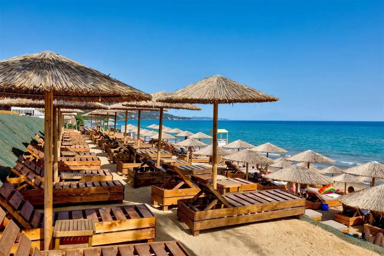 Aspro Krino Dunes — ASPRO KRINO DUNES